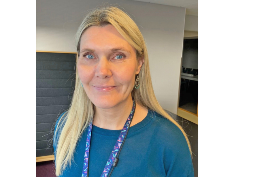 Kati Turkaman mukaan saavutettava kieli on lähtökohta kaikelle kielenhuollolle. (Kuva: Reetta Salonen)